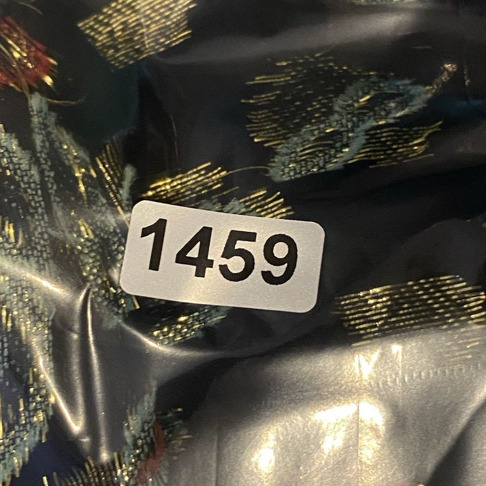 Veronica Beard Robin Sheer Dress Size 6 MSRP $650 - flaw on sleeve button hole - Picture 10 of 10